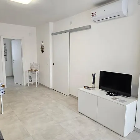 Fontana Sea View Apartment *